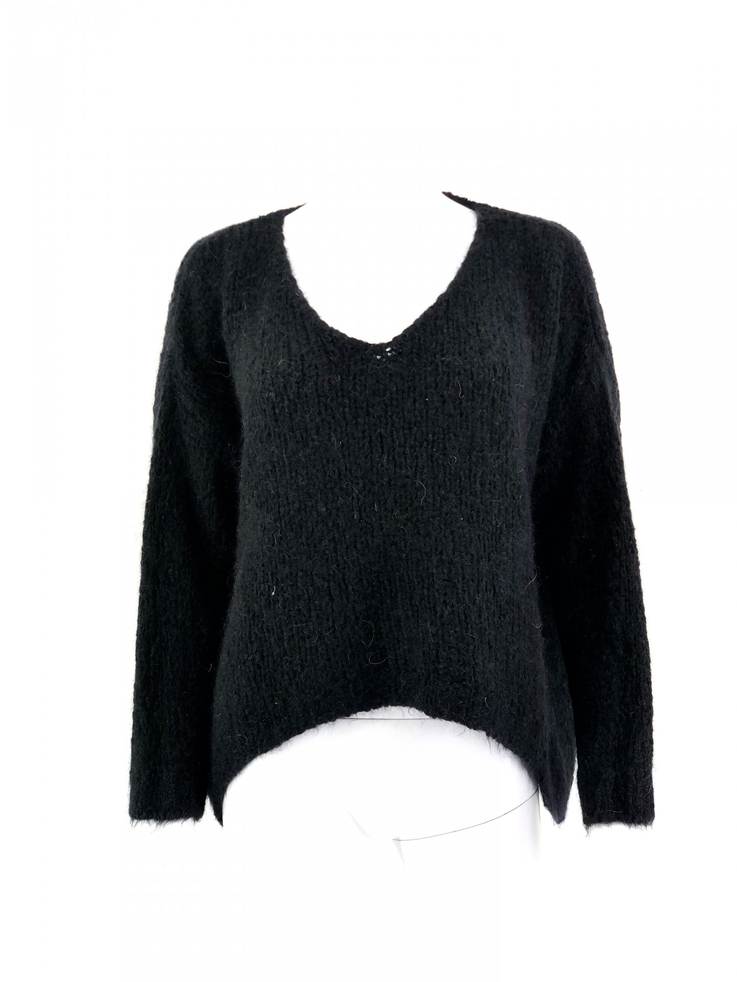 Pull col V mousseux Johanna Paris Noir - Boutique - Luce-shop Vêtements Femmes1440 x 1920